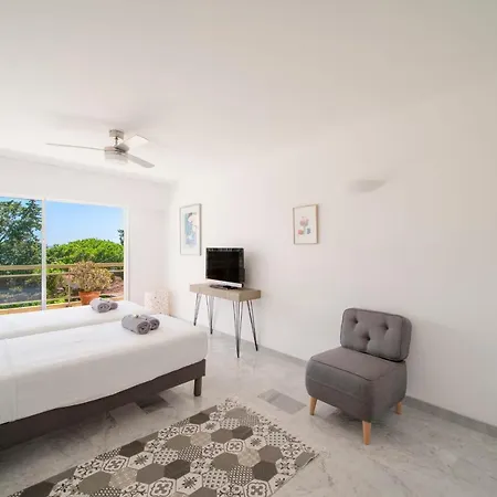 Apartment Renovated 155m2 3br6p - Palm Cannes